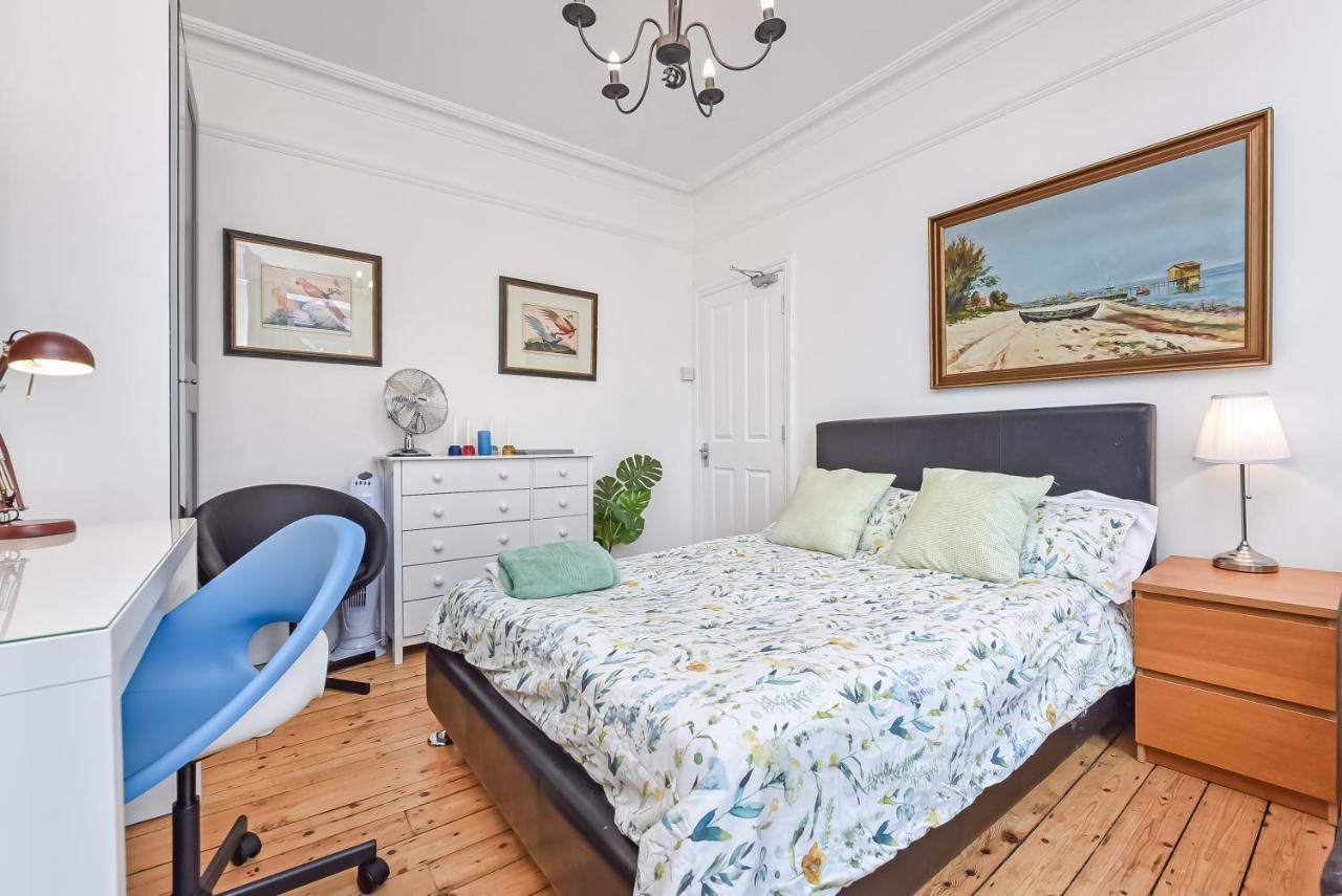 Groves 4 Bedroom, Shepherds Bush London Exterior photo
